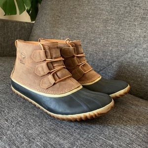 Sorel out n about booties